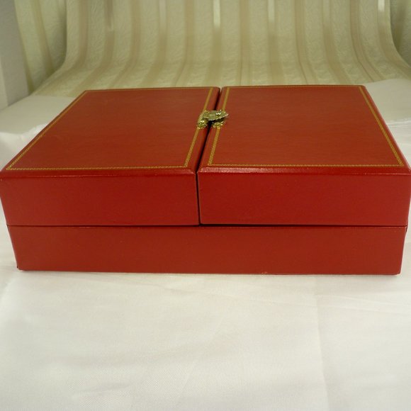 Jewelry Red Ring Box - Picture 5 of 7